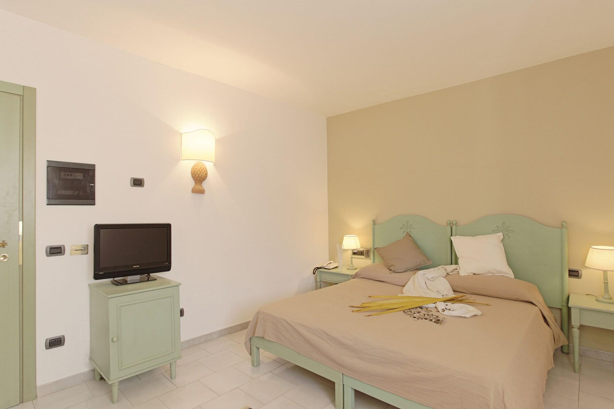 Hotel Puntamajata Realmonte Ngoại thất bức ảnh